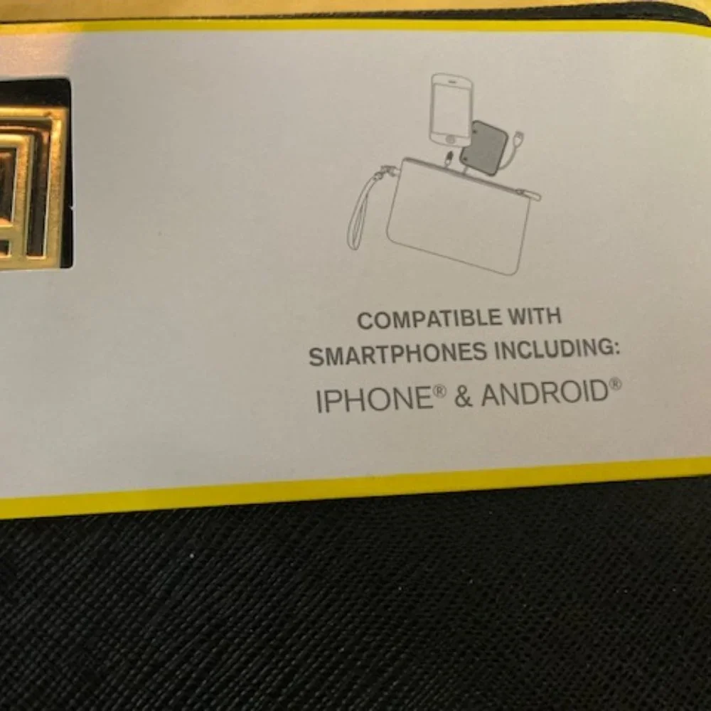 NWT - Liz Claiborne Universal Phone Charging Wallet/Wristlet For iPhone/Android - Picture 5 of 12